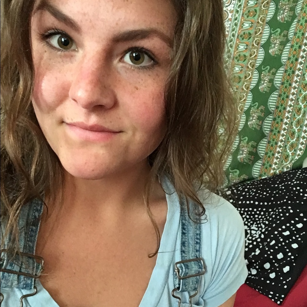 Meet your Posher, Meredith
